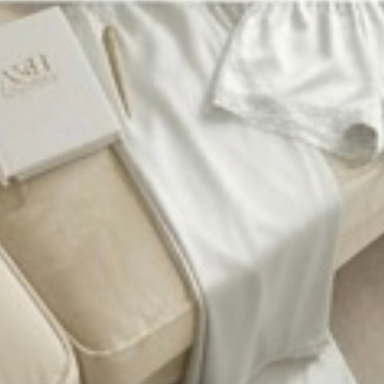 White Collection - Pants Set